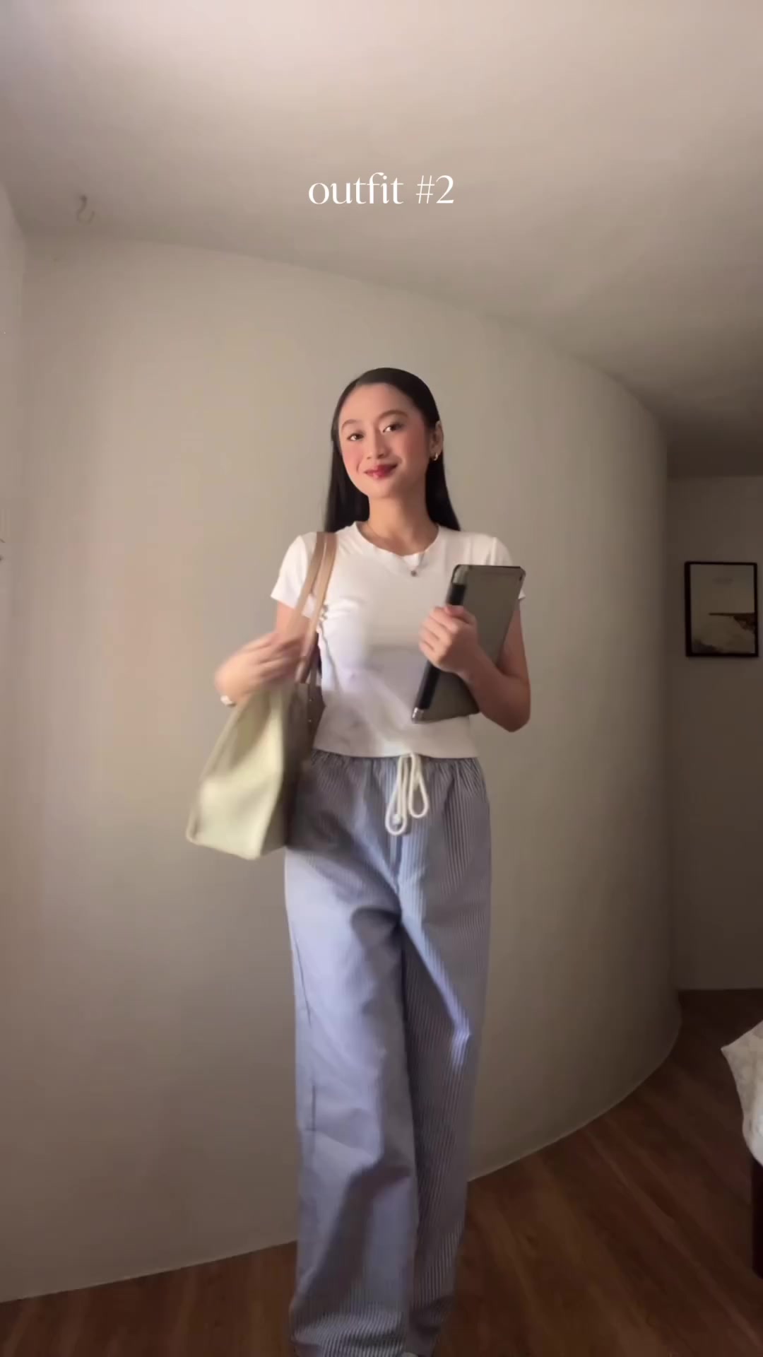 Claim 30% OFF vouchers below our videos everyday! Having the right outfits can make all the difference. 📚Featured by @its_rhiyannaaaa #lovitotrends