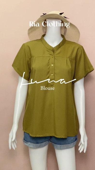 ‼️NEW ITEM‼️Luna Blouse. Fit up to Large Frame. 😍 Challis Fabric. #titaoutfits #officeoutfit #trendy #polo #riaclothingshop #blouse