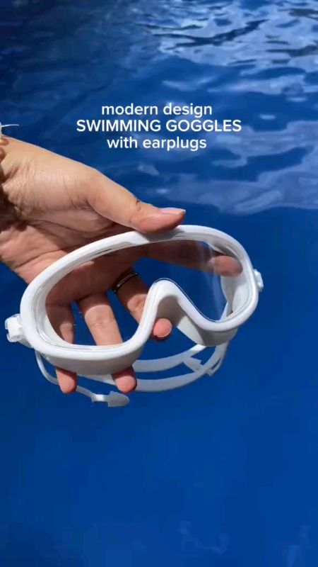 SWIMMING GOGGLES w EARPLUGS #goggles #earplug...