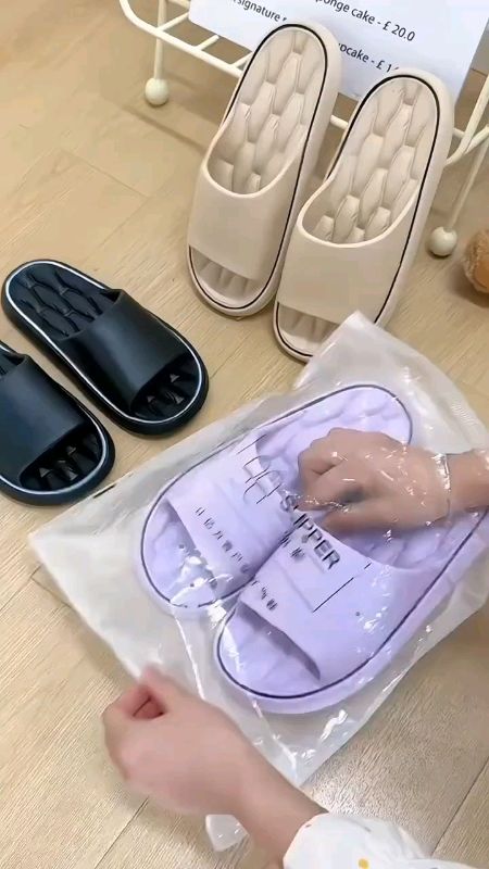 Indoor and outdoor unisex affordable house slippers. #FreeCoinsInShopeeVideo #MasMuraSaShopee #ShopeePHPaydaySale #slippers #indoorslippers #Fashion