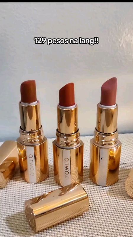 O.TWO.0 Lipstick #lipstick #Freecionshopee #MasMuraSaShopee
