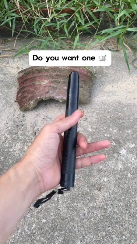 "Proteksyon na pasok sa bulsa — retractable stick na ready anytime, anywhere!"#retractable #safe#quality#affordable#viral#trending#fyp