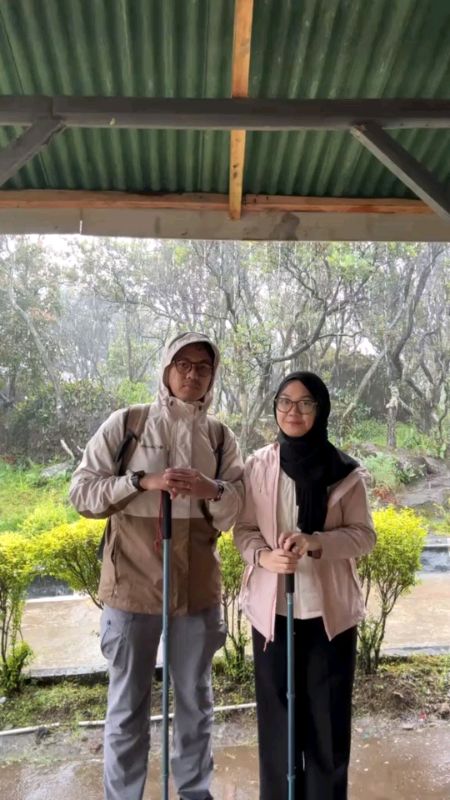 Columbia Sportswear Hikebound Ii Rain Jacket #columbia #sportswear #outdoorwear #rainjacket #FreeCoinsInShopeeVideo #foryou #highquality