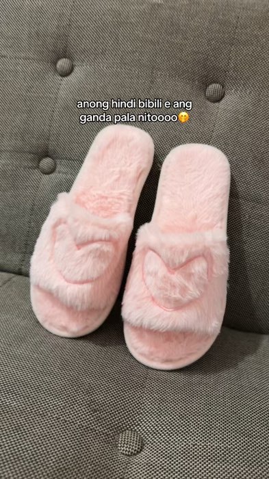 NAKO VEBS NABUDOL AKESS PERO SUUUULIT! 💗 #indoorslippers #slipperspambahay #furryindoorslippers #fyp #women