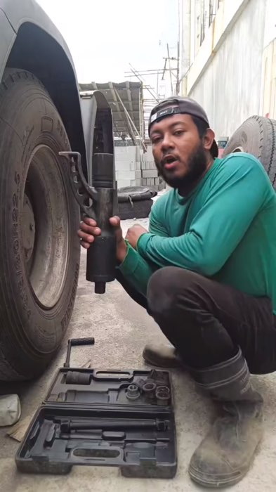 Heavy Duty Torque Wrench #laborsaving #easytouse #tools #torquewrench