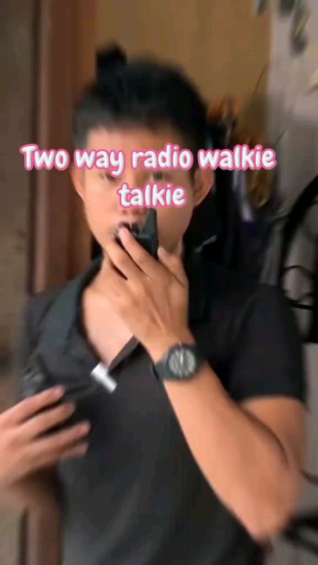 WLN KD-C1 UHF Two way walkie talkie #twowayradio #walkietalkie #radio #MasMuraSaShopee #FreeCoinsInShopeeVideo #alicia_shop #fyp