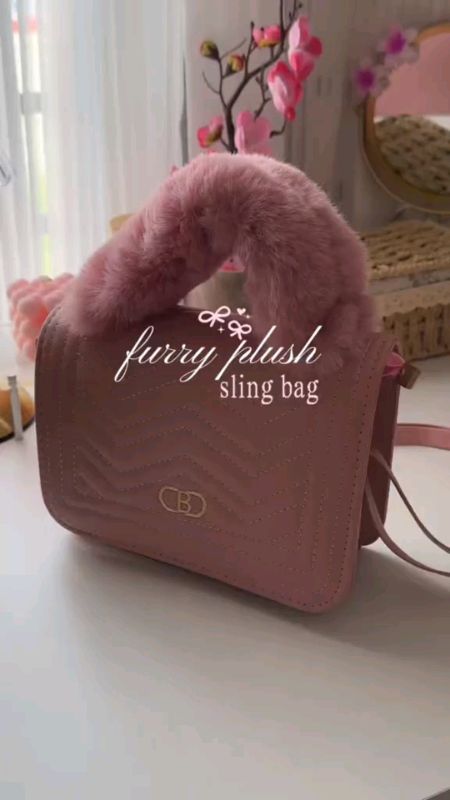 #bag #slingbag #handbag #womensbag #bagforwomen #kilibag #shoulderbag #FreeCoinsInShopeeVideo #murangbag #fashionbag #underarmbag  #smallbag