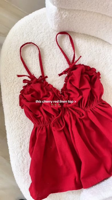 red top for christmas ❤️❤️