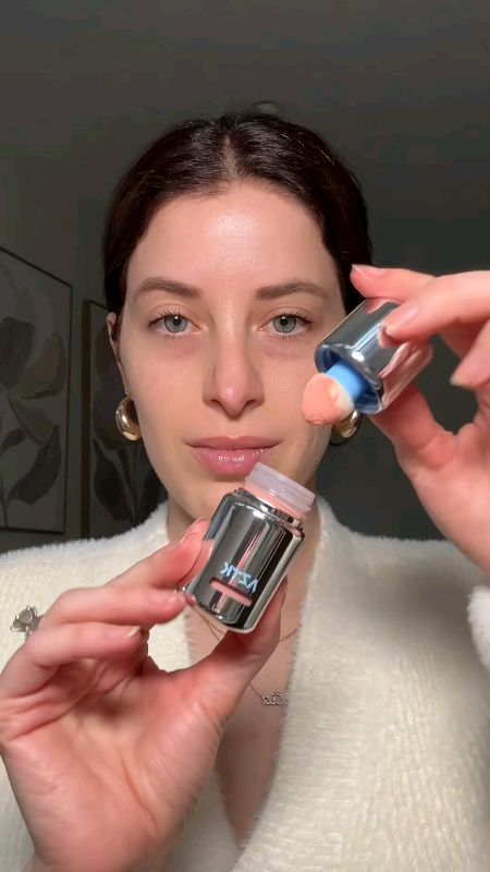 can be a blush, a corrector or a concealer!🤩 #concealer #aztk #blush #colorcorrector #aztkblush #makeup #MasMuraSaShopee #viral #giftideas #gift