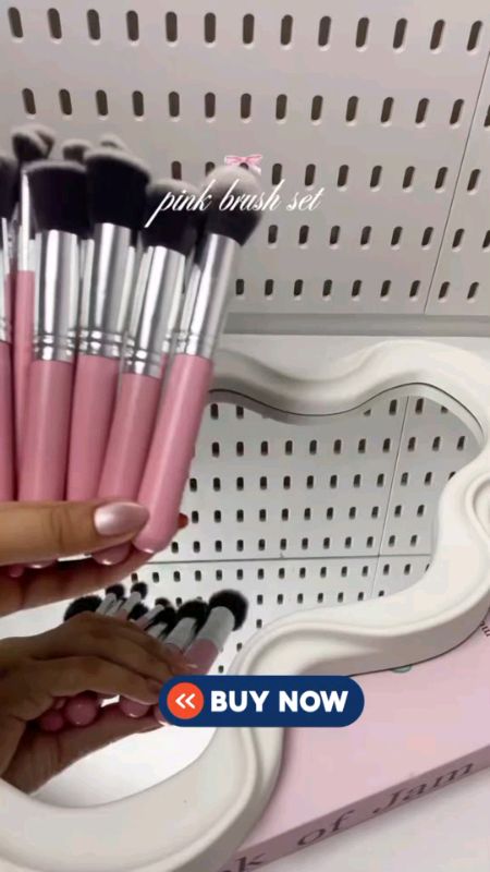 #makeupbrush #masmurasashopee #HugotSaShopee #MasMuraSaShopee #ShopeePHPaydaySale #buynow