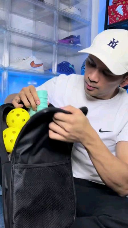 #pickleballpaddles #viral #trending #freecoinssashopee #MasMuraSaShopee
