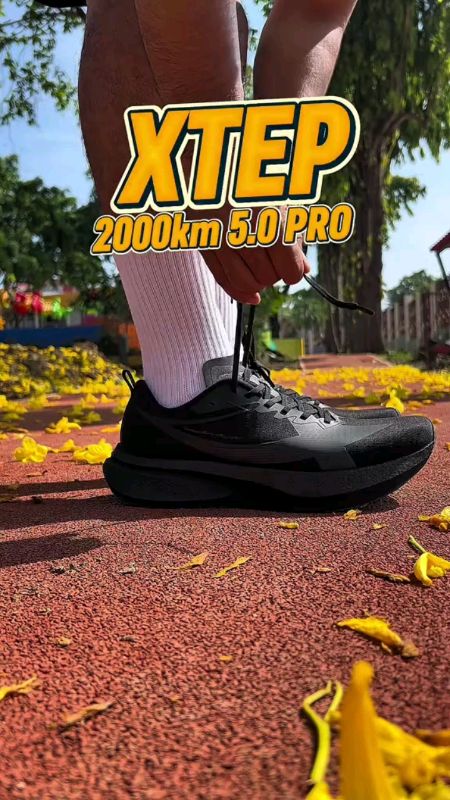 #XTEP 2000km 5.0 men running shoes #freecoinsInshopeevideo #XTEP💯✅ #CUSHIONING #RUNNINGSHOES #quality💯✅ #reboundshock #2000km5 #masmurasashopee #fyp