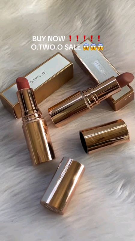 O.TWO.O MATTE LIPTICK The matte lipstick that never disappoints #DiskartengSulit #OTWOOMatteLipstick #ShopWithMe