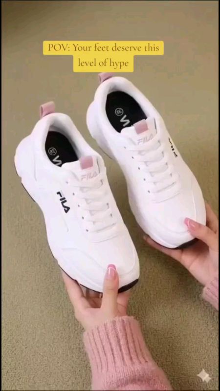 Little White Shoes Women Korean shoes #FreeCoinsInShopeeVideo #MasMuraSaShopee#ShopeePHPaydaySale