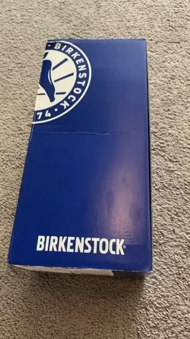 Birkenstock clogs ✌🏻😍🫶🏻 #MasMuraSaShopee #freeshopeecoins #freeshipping #trending #sale #flashsale #paydaysale #birkenstock #birken #clogs #mules