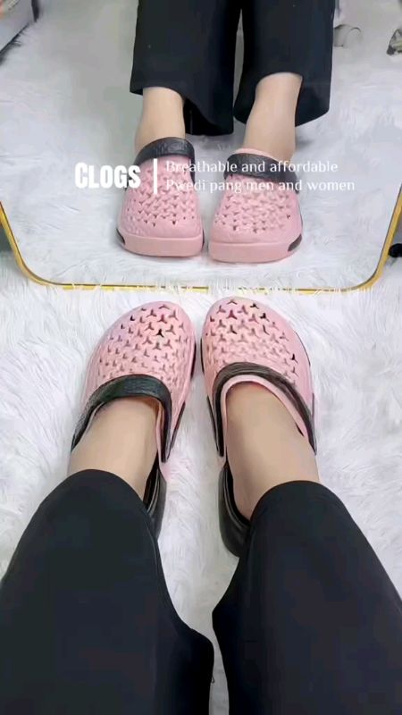 #clog #sandals #buynow #MapsMuraSaShopee