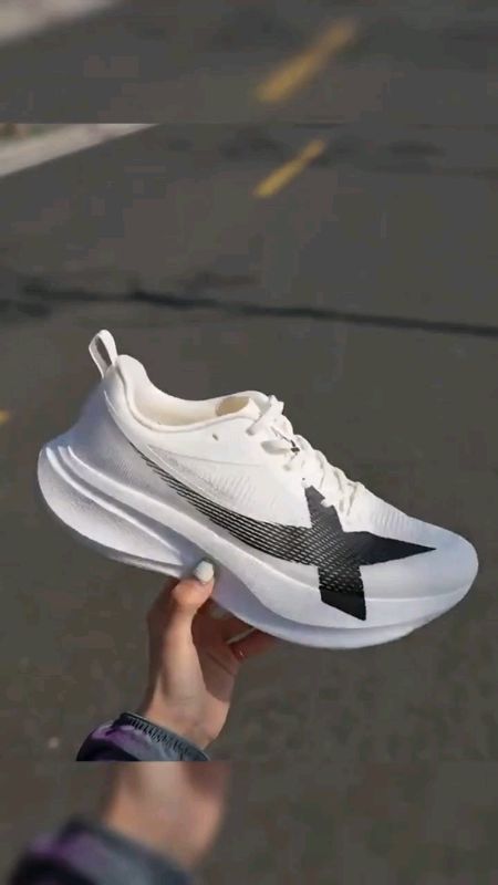 #XTEP 2000km 5.0 pro men #xtep💯✅ #fyp #freecoinsInshopeevideo #CUSHIONING #RUNNINGSHOES #reboundshock #promen #2000km5 #quality💯✅ #masmurasashopee