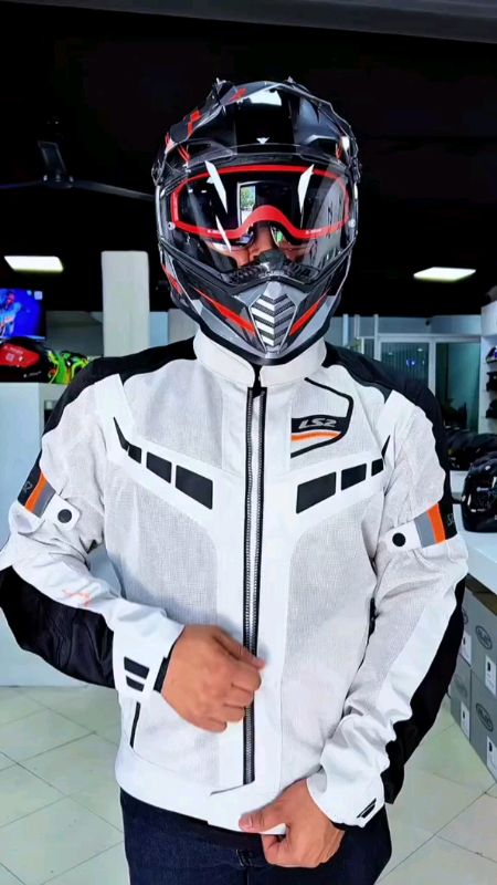 LS2 GARDA #motorcycle  #riding  #jacket  #MasMuraSaShopee  #ShopeePHPaydaySale #FreeCoinsInShopeeVideo #trending  #viral #fyp #shopee #HugotSaShopee