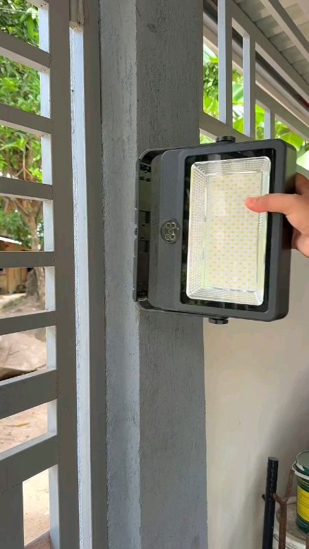 NSS Solar Lamp 360W Solar Floodlight USB Rechargeable IP67 Waterproof Outdoor LampBuilt-in solar pa#trend #ShopeePHPaydaySale #MasMuraSaShopee #FreeCo