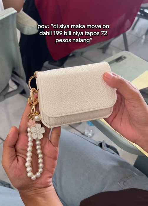 Very cutesy wallet 💕 #XtraChallenge #FreeCoinsInShopeeVideo #MasMuraSaShopee #trending #sale #wallet