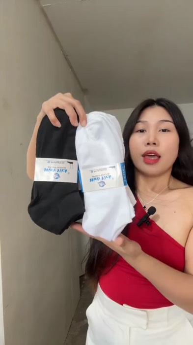 10 Pairs Unisex Socks Cotton Plain Black/White Korean Summer Breathable Ankle Socks #unisexsocks #socks #anklesocks #HugotSaShopee #MasMuraSaShopee