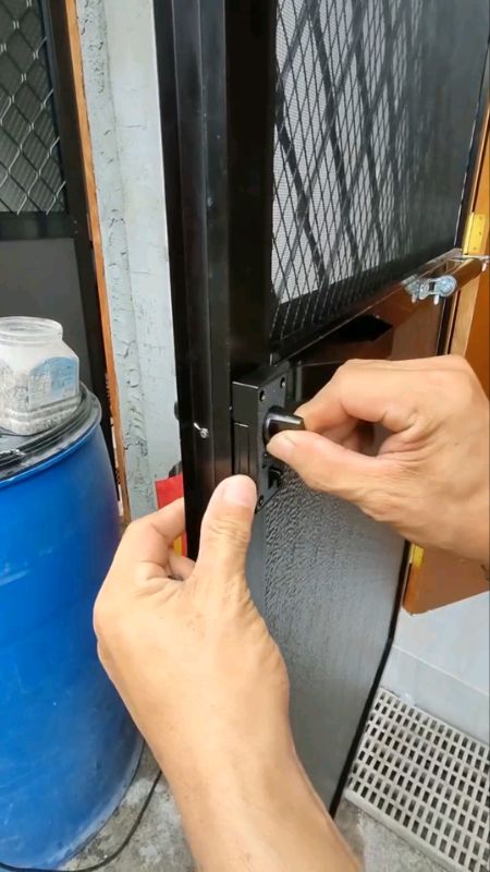 #ScreenDoorLock #doorlock #alphalock #lock #MasMuraSaShopee #FreeCoinsInShopeeVideo #shopee