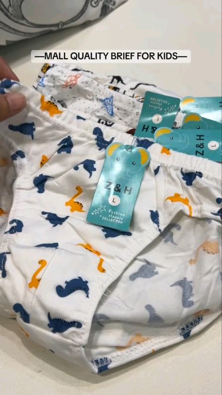 6 or 12 pcs brief kids cotton #BuyNow #MasMuraSaShopee #FreeCoinsInShopeeVideo #Shopeefinds #Trending