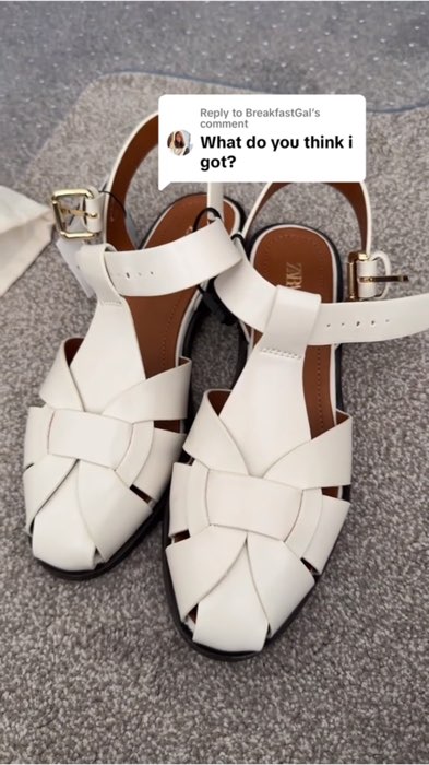 White Summer Sandal✨🌊🌞#Fashion #zara #sandals #beachsandals #slippers #whitesandals #trending #MasMuraSaShopee #HugotSaShopee #summersandals #summer