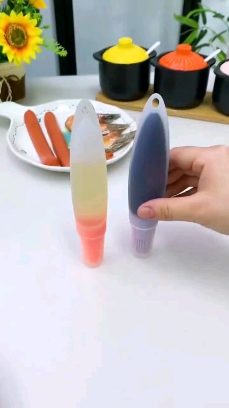 Silicone Coated Barbecue Brush with Oil Bottle - Non-Shedding, High-Temperature Resistant Baking Brush #MasMuraSaShopee #siliconeoilbrush #oilbrush