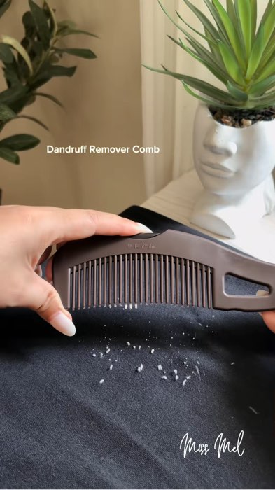 ￼Energy Comb Press Hollow Comb Grease Comb Anti-dandruff Comb Wash-free Massage Comb Scalp Cleansing
